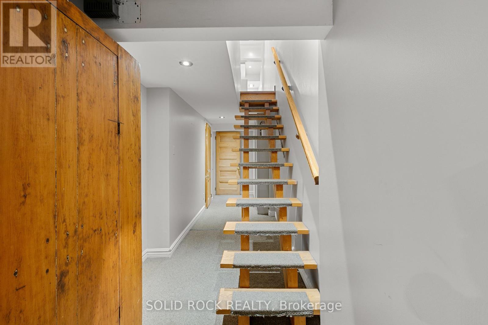 Photo 25 of 541 Besserer Street, Ottawa ON
