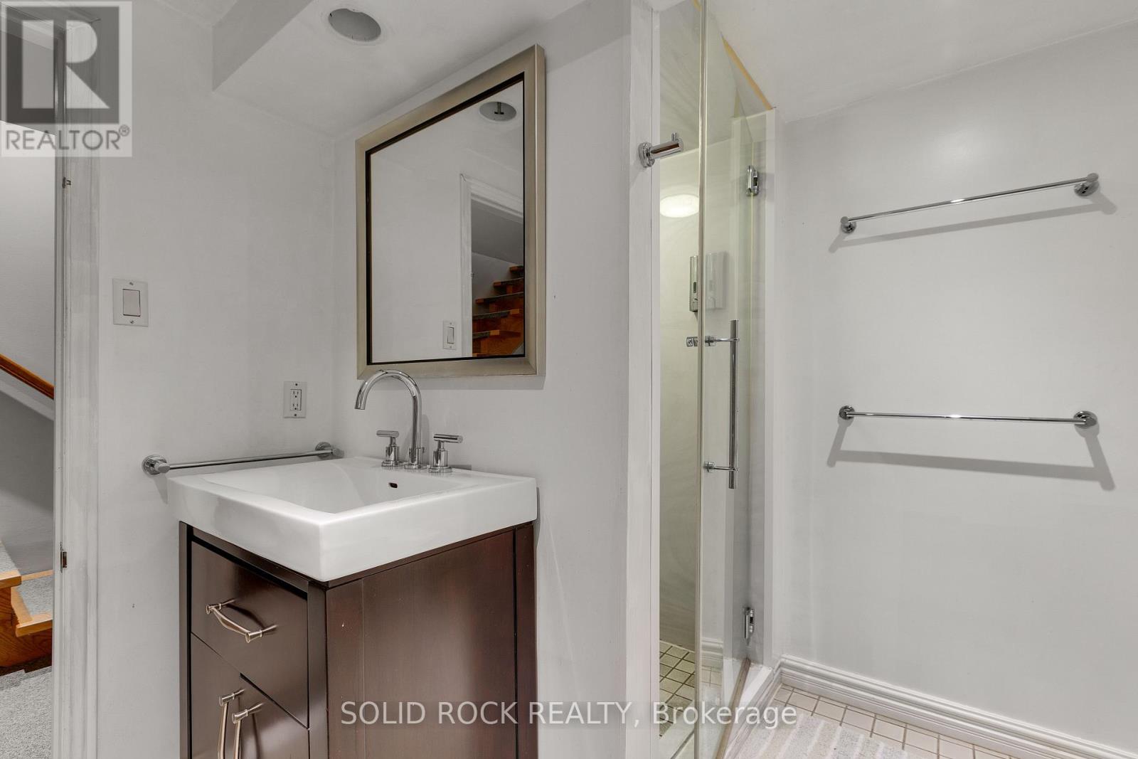 Photo 24 of 541 Besserer Street, Ottawa ON