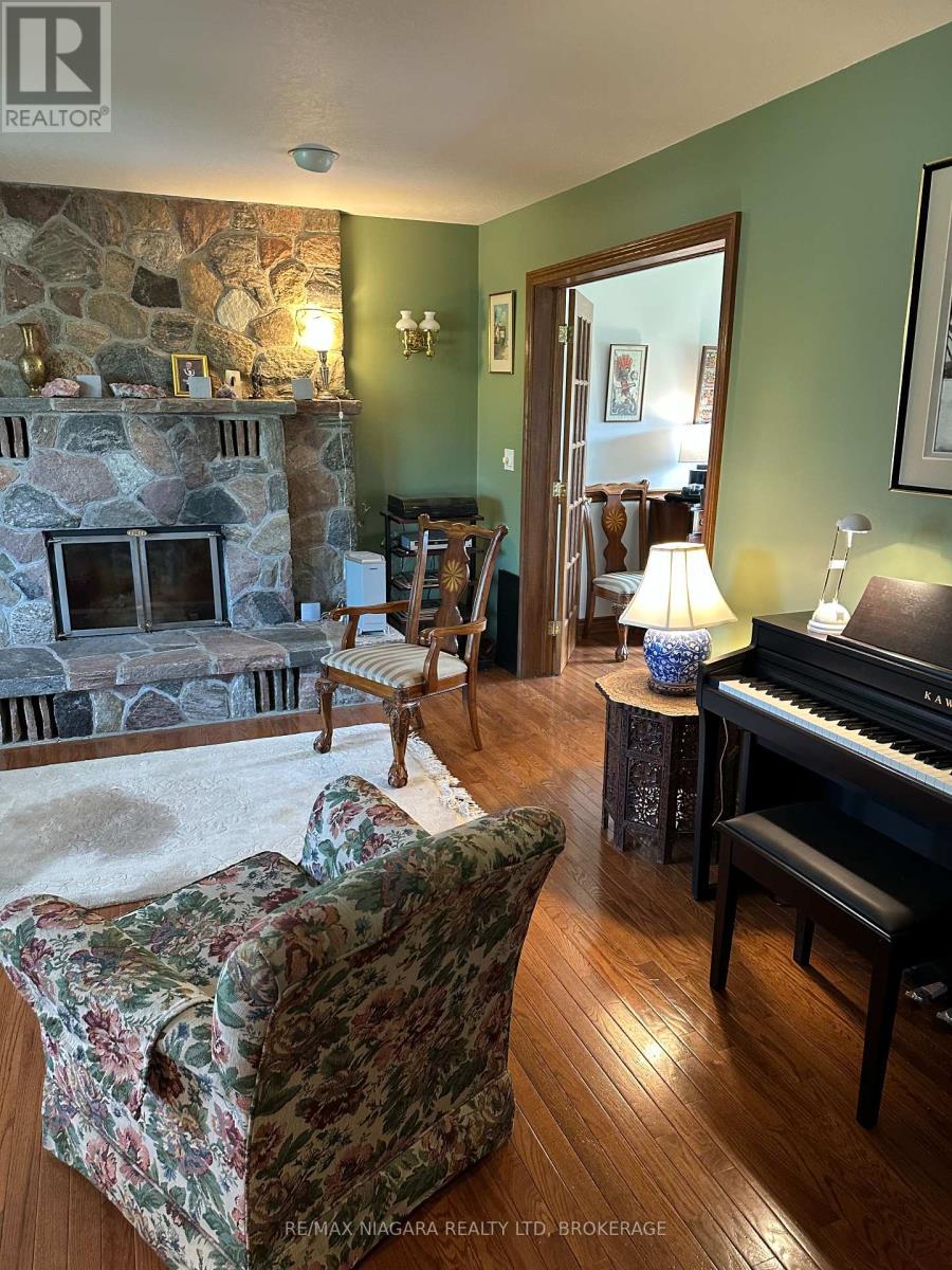 Photo 10 of 430 Gorham Road, Fort Erie ON