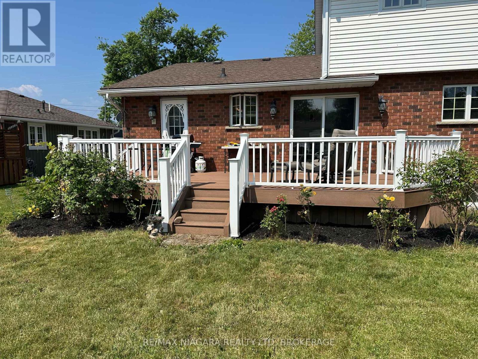 Photo 23 of 430 Gorham Road, Fort Erie ON