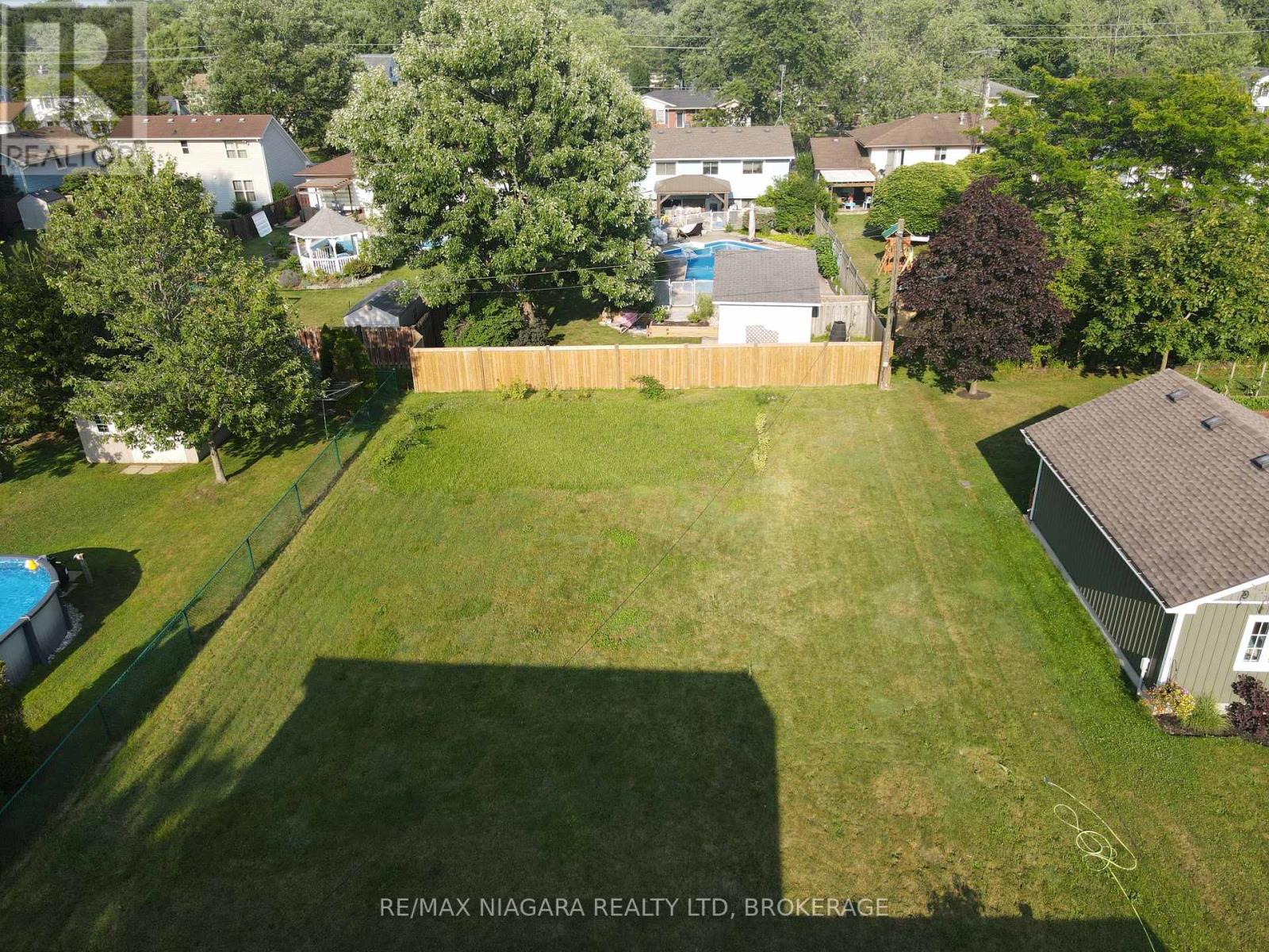 Photo 6 of 430 Gorham Road, Fort Erie ON