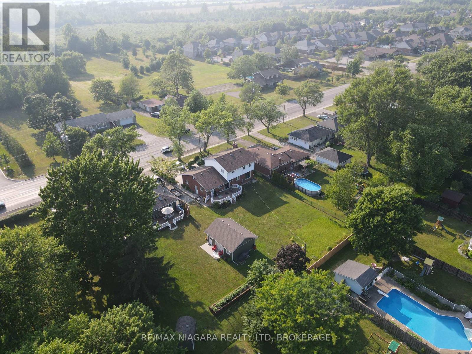 Photo 33 of 430 Gorham Road, Fort Erie ON