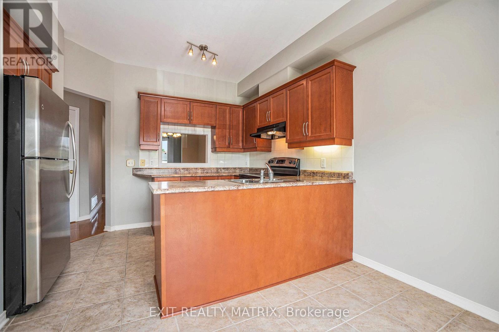 Photo 11 of 4 2086 Valin Street, Ottawa ON