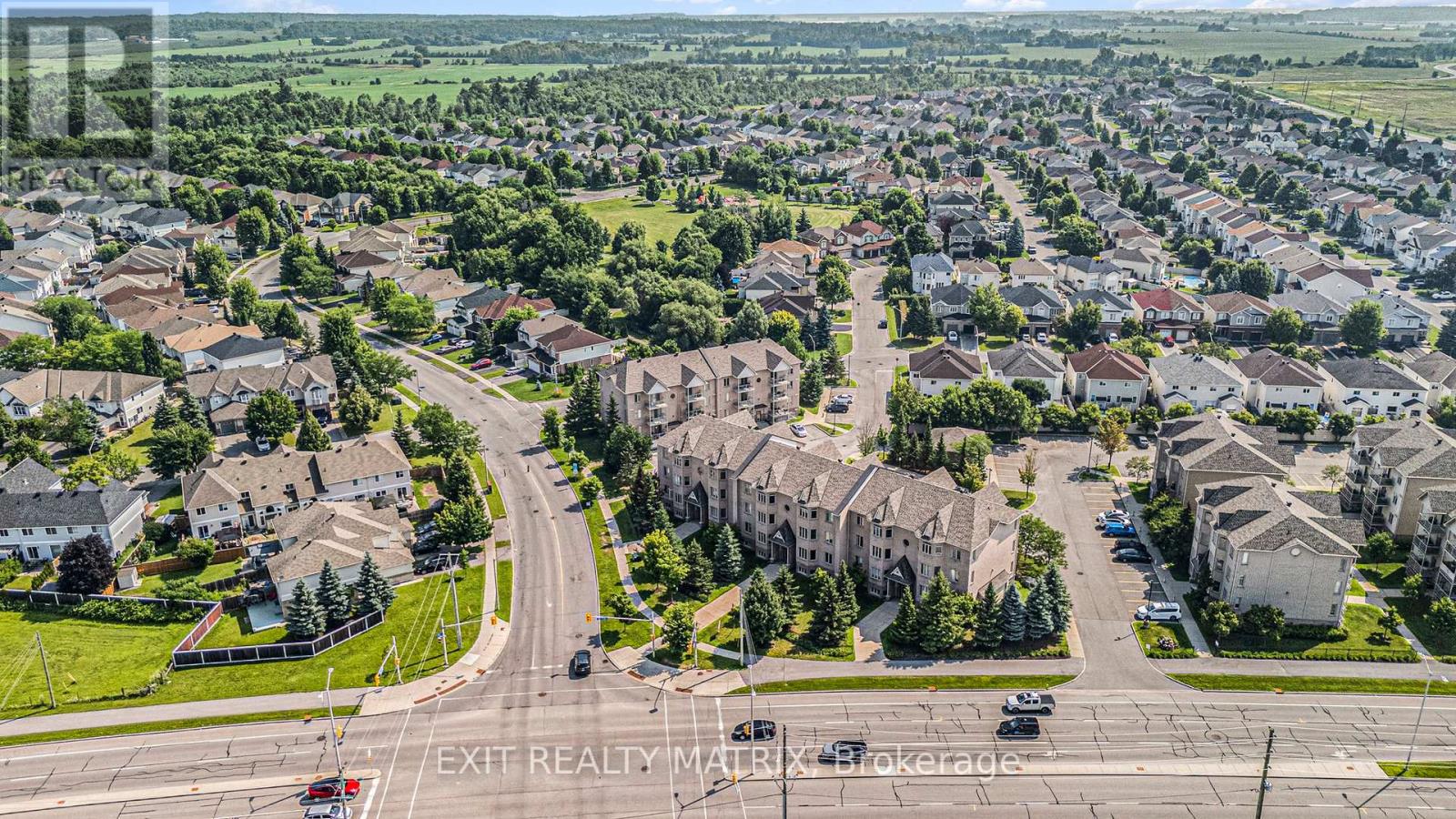 Photo 16 of 4 2086 Valin Street, Ottawa ON