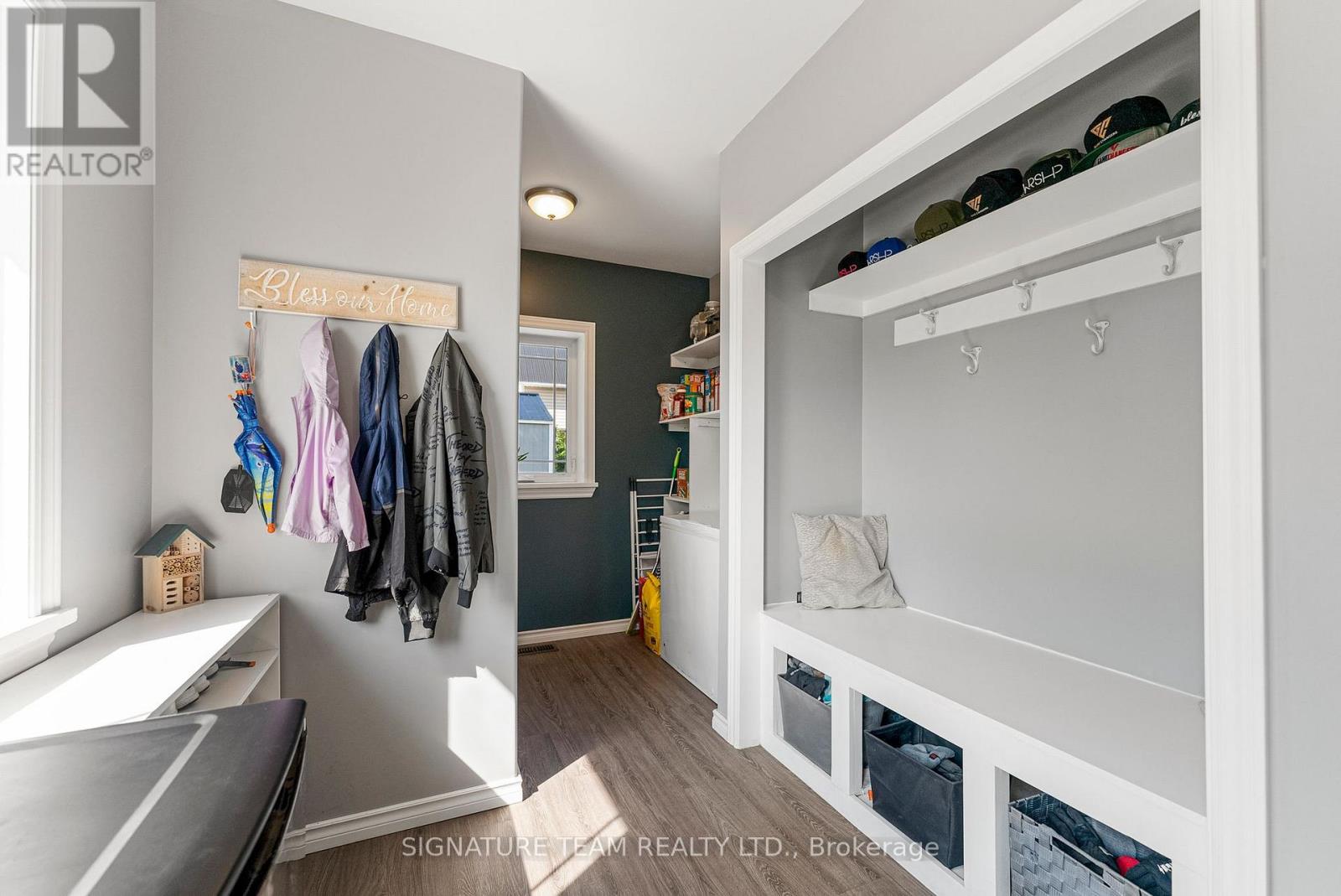 17 MEADOW STREET — photo 20