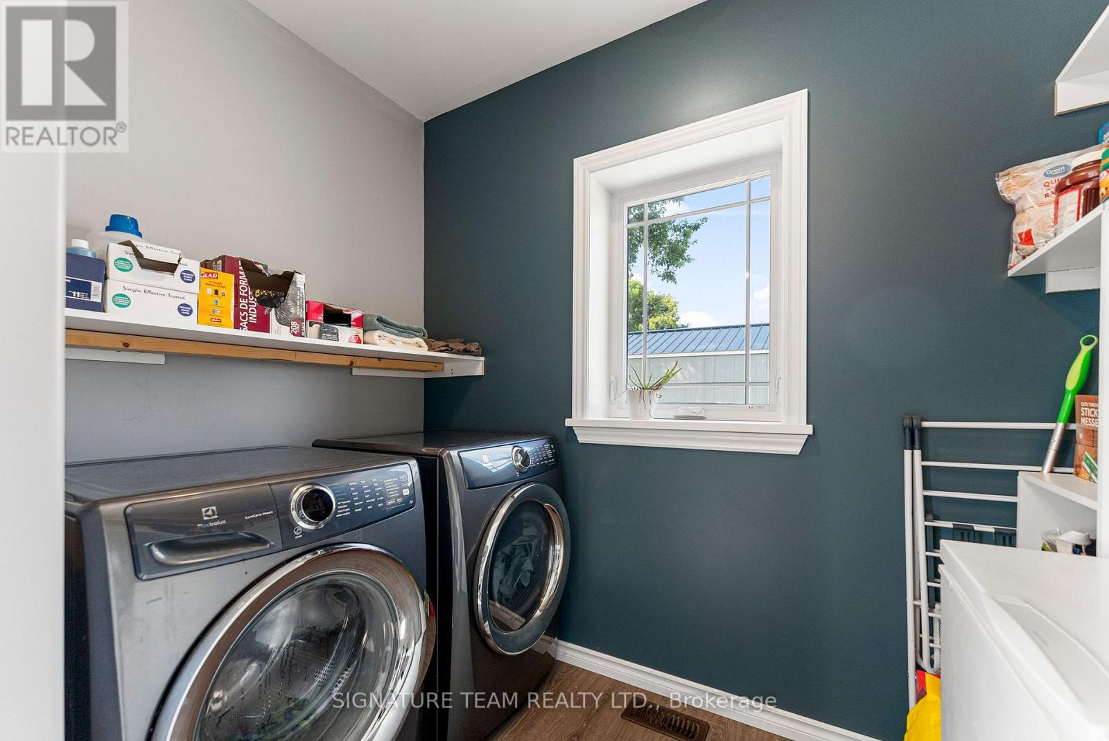 17 MEADOW STREET - 24