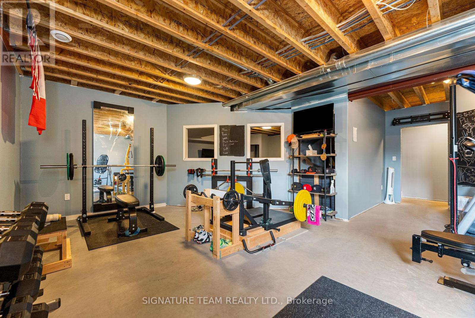 17 MEADOW STREET — photo 34