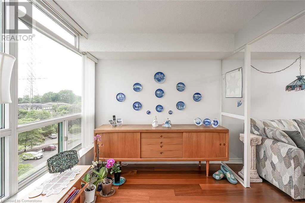 Photo 23 of 1276 Maple Crossing Boulevard Unit 612, Burlington ON