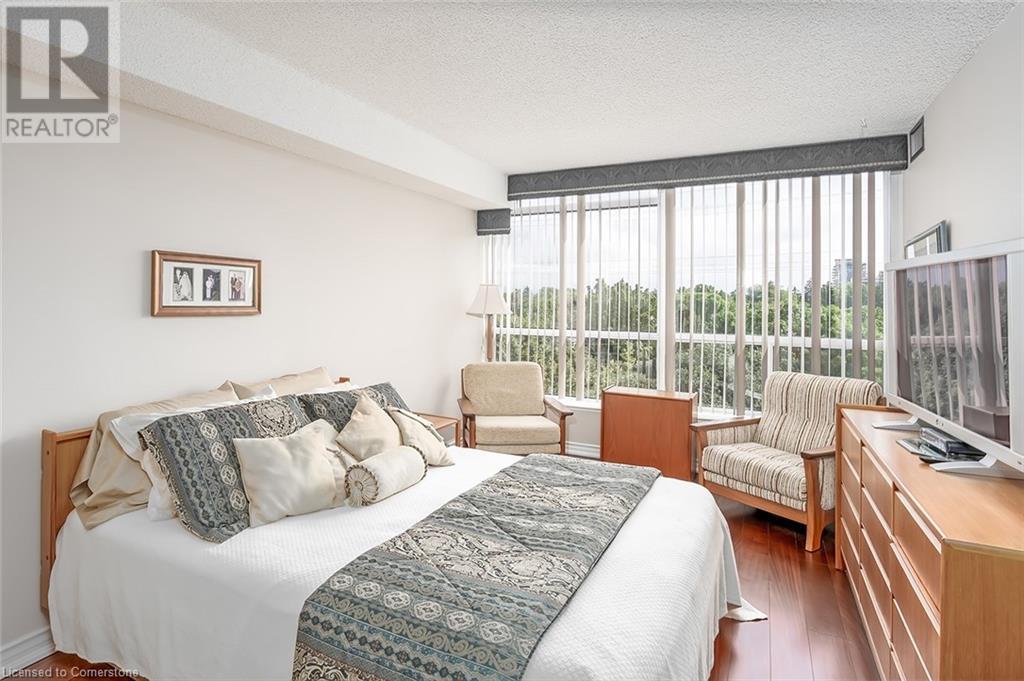Photo 28 of 1276 Maple Crossing Boulevard Unit 612, Burlington ON