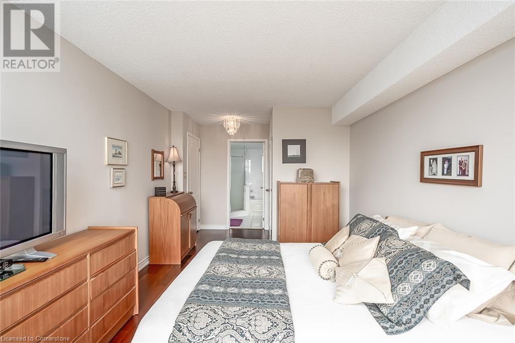 Photo 29 of 1276 Maple Crossing Boulevard Unit 612, Burlington ON