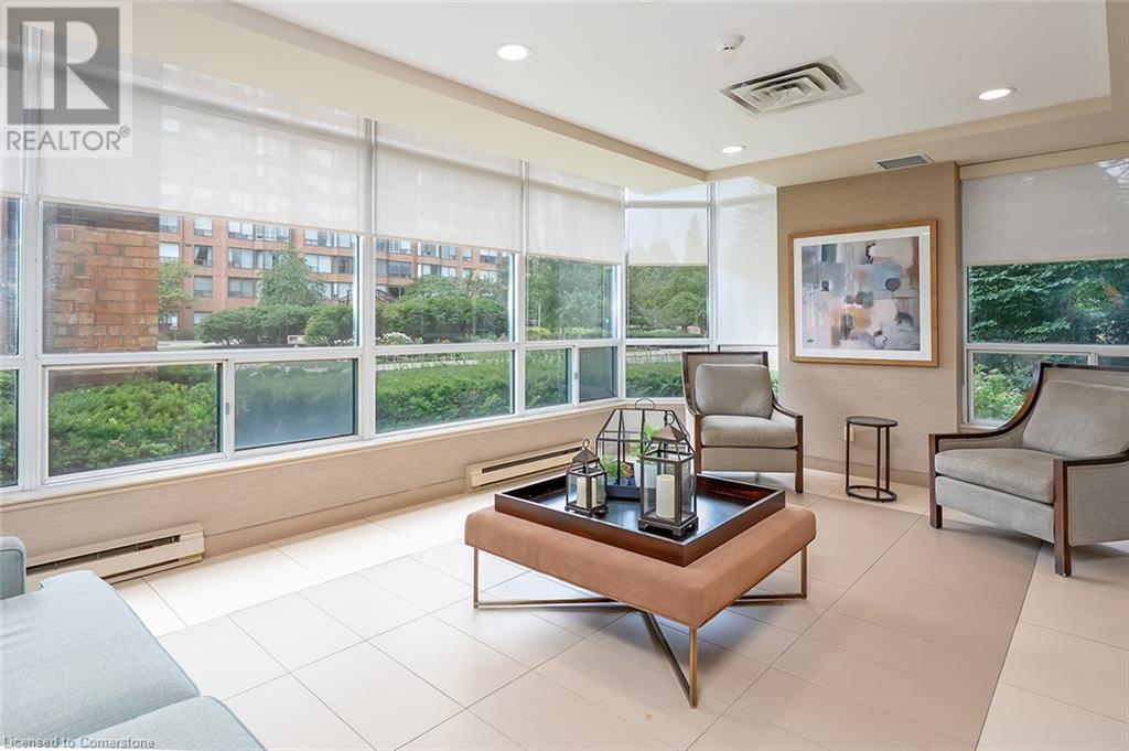 Photo 5 of 1276 Maple Crossing Boulevard Unit 612, Burlington ON