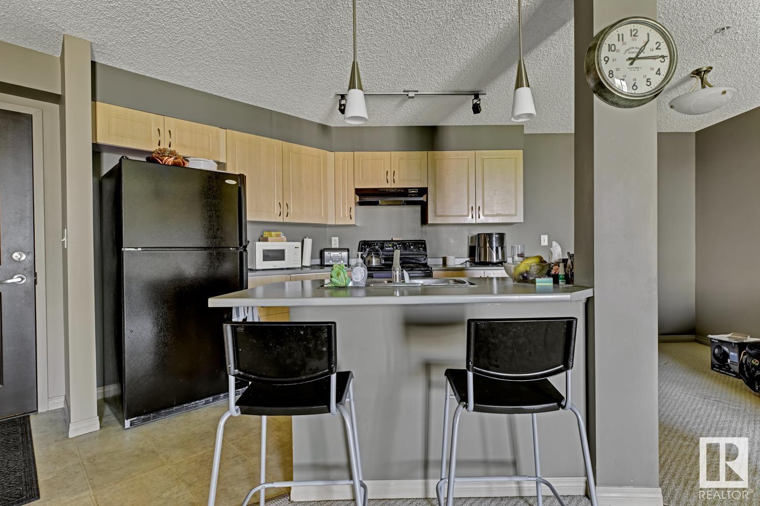 Photo 5 of 308 11441 Ellerslie Rd Sw, Edmonton AB