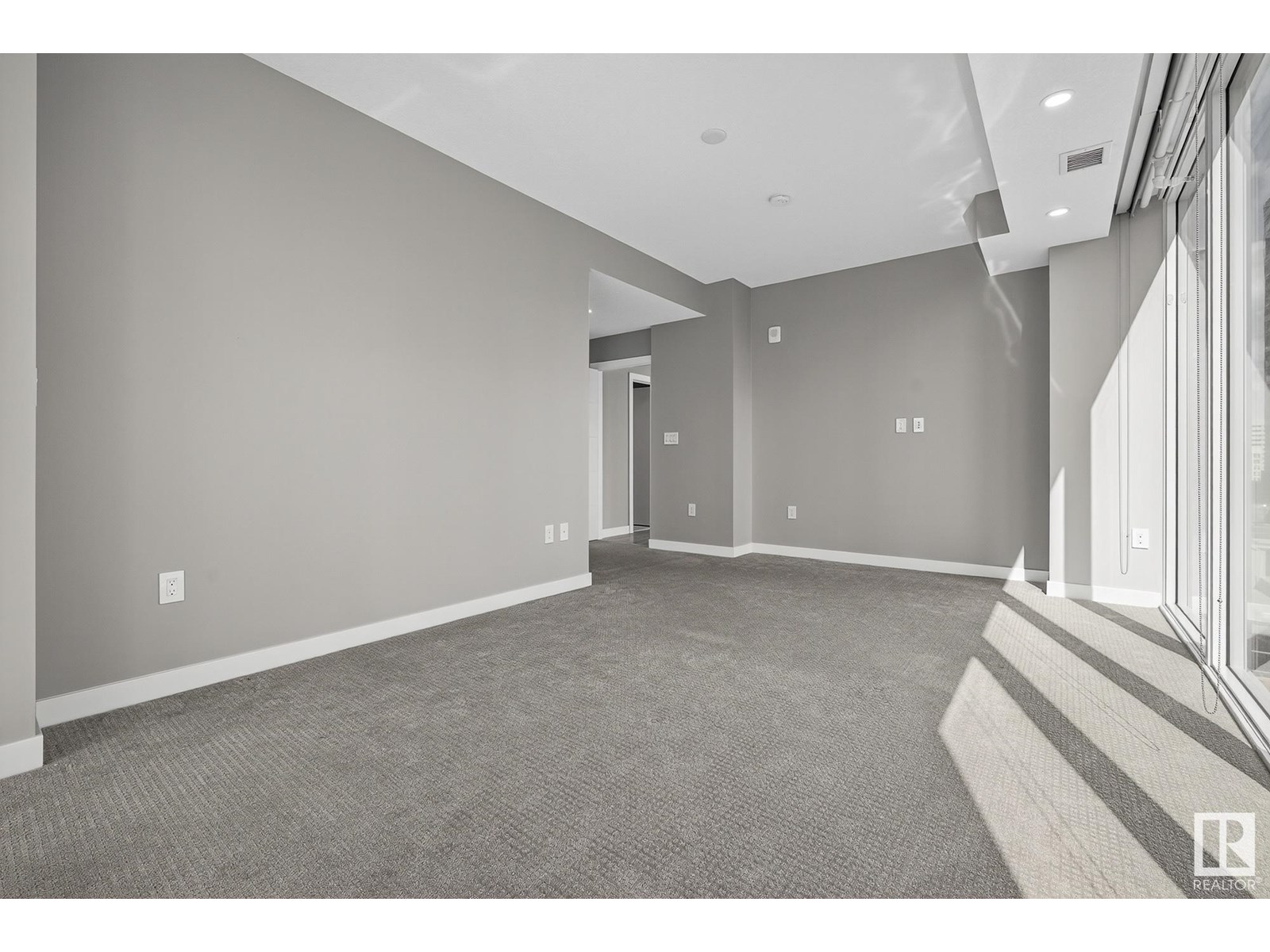 Photo 24 of 900 10180 103 St Nw, Edmonton AB