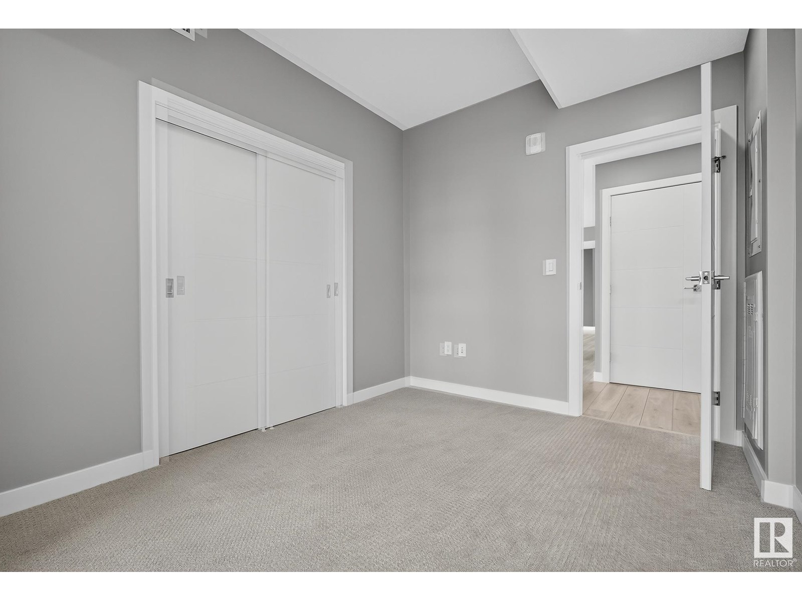 Photo 31 of 900 10180 103 St Nw, Edmonton AB
