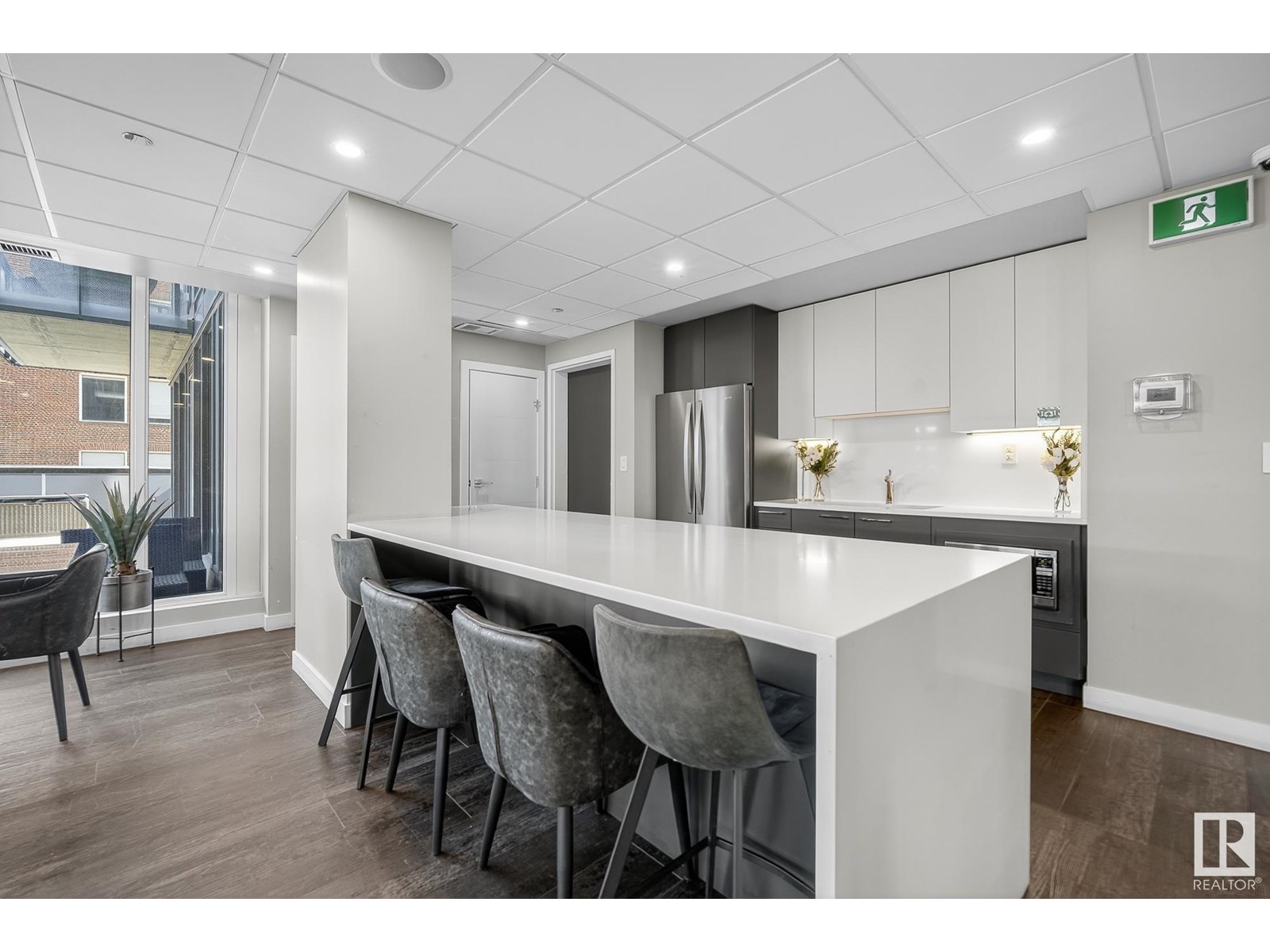 Photo 35 of 900 10180 103 St Nw, Edmonton AB