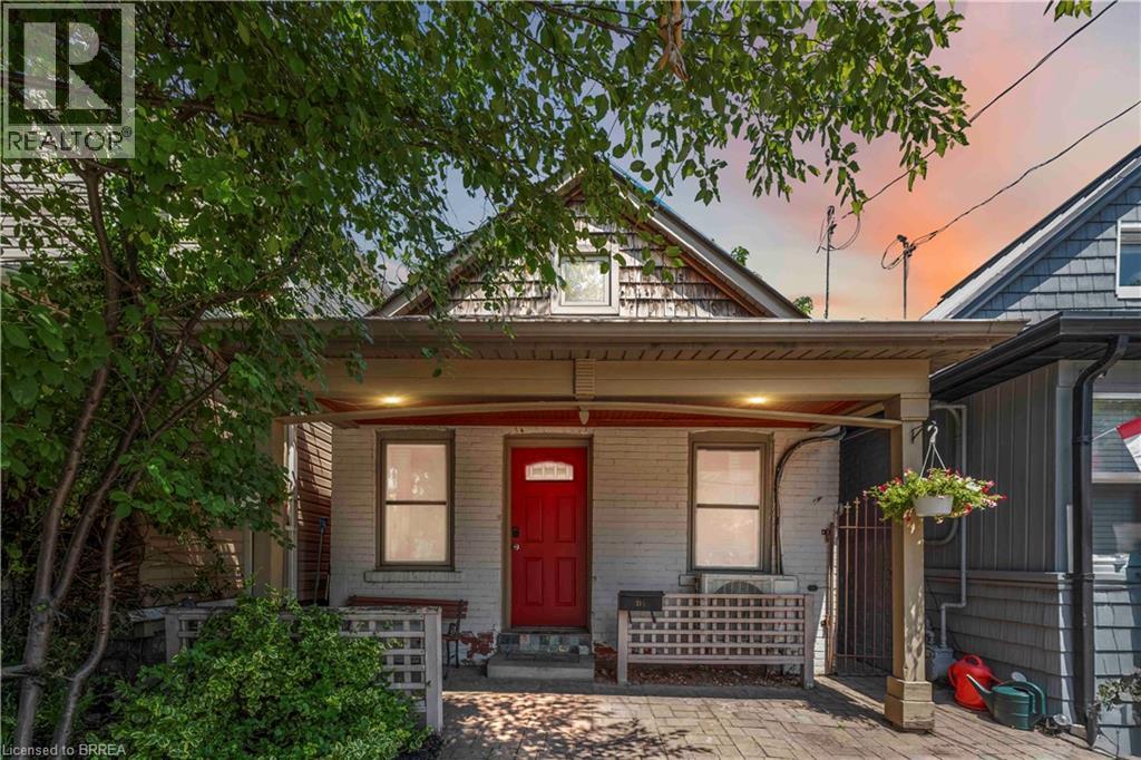 Photo 1 of 21 1 2 Albany Avenue, Hamilton ON