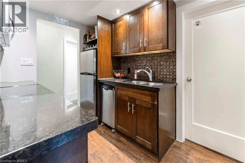 Photo 12 of 21 1 2 Albany Avenue, Hamilton ON