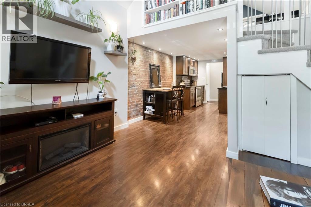 Photo 7 of 21 1 2 Albany Avenue, Hamilton ON