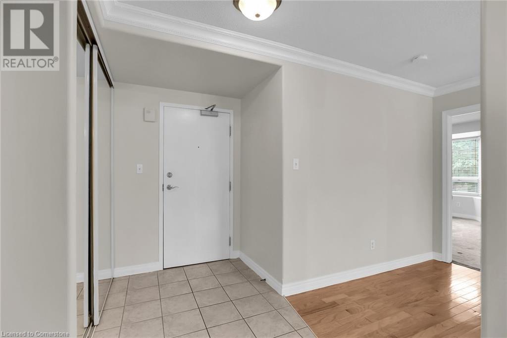 Photo 4 of 1272 Ontario Street Unit 202, Burlington ON