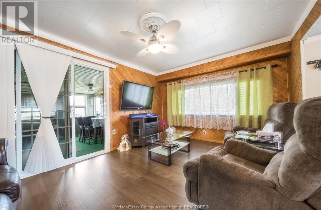 Photo 12 of 5 Elm Court, Mcgregor ON