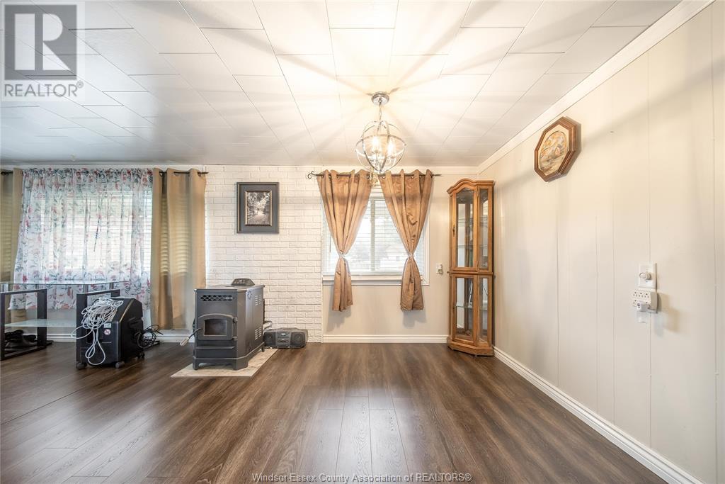Photo 16 of 5 Elm Court, Mcgregor ON