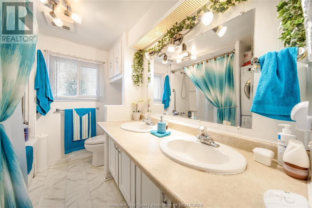 Photo 25 of 5 Elm Court, Mcgregor ON