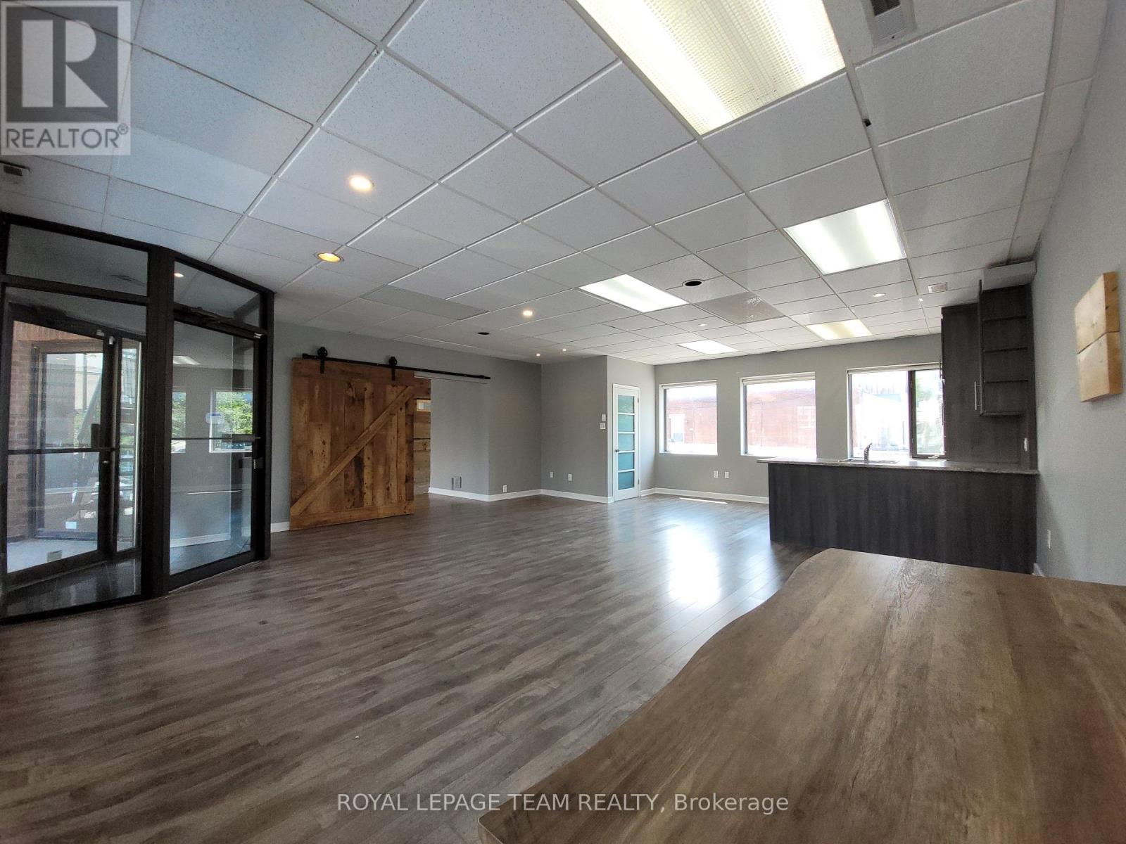 Photo 10 of 200 180 Preston Street, Ottawa ON