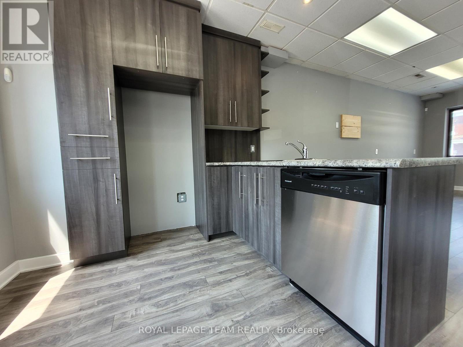 Photo 8 of 200 180 Preston Street, Ottawa ON