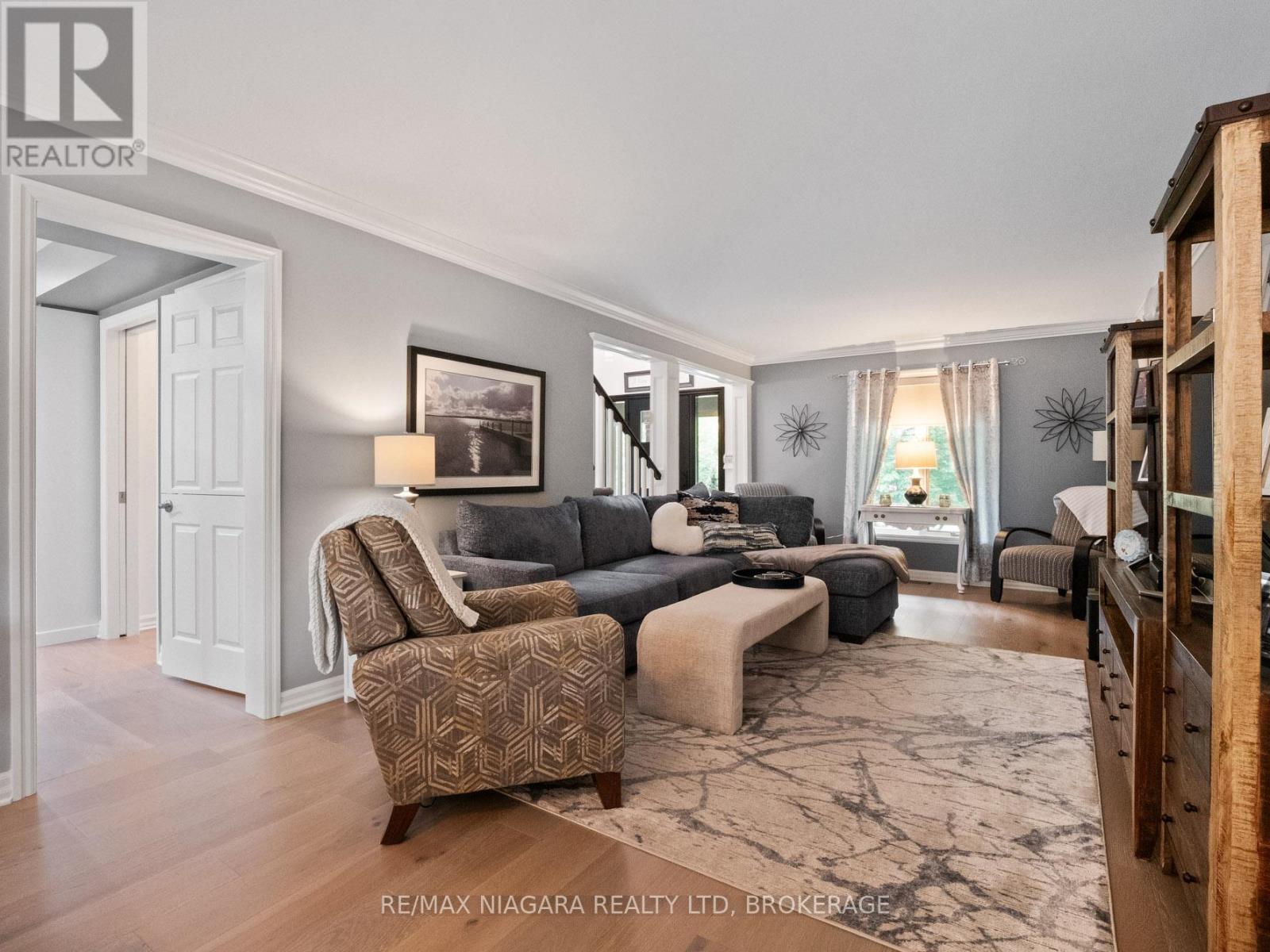 Photo 41 of 2738 Moyer Street, Pelham ON