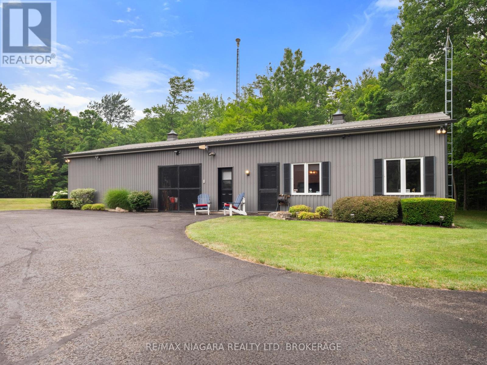 Photo 14 of 2738 Moyer Street, Pelham ON