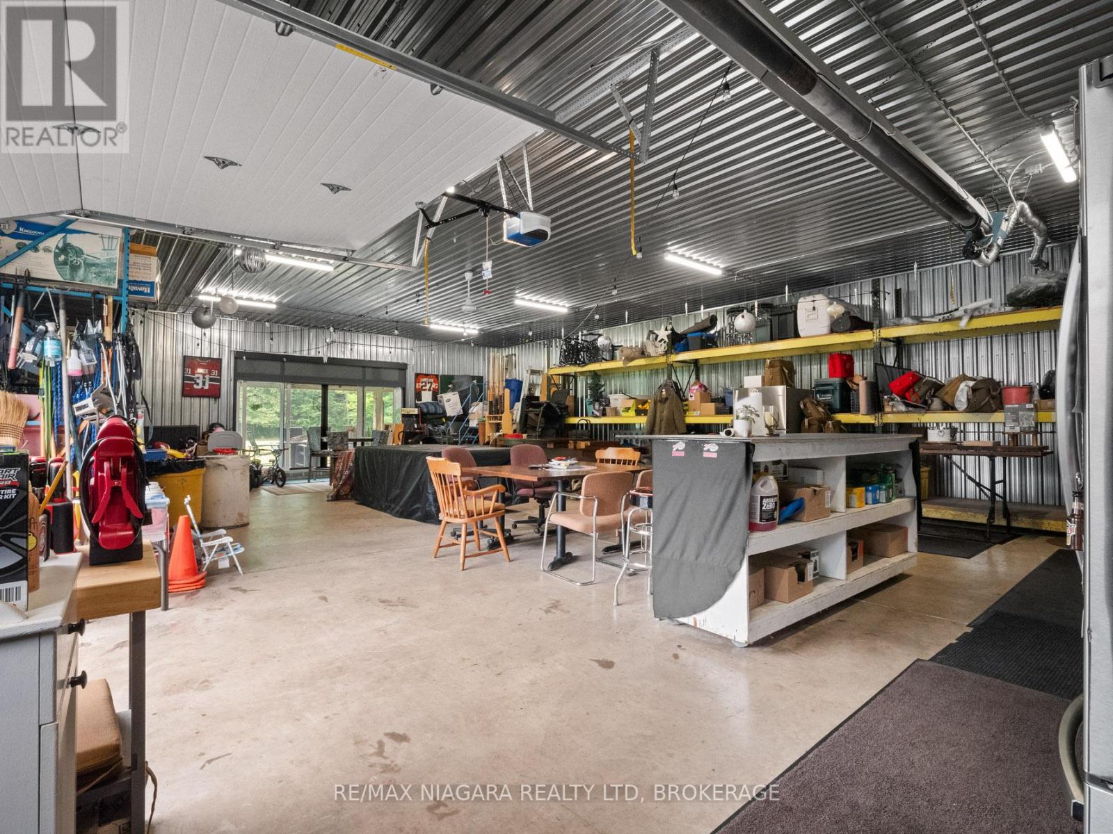 Photo 7 of 2738 Moyer Street, Pelham ON
