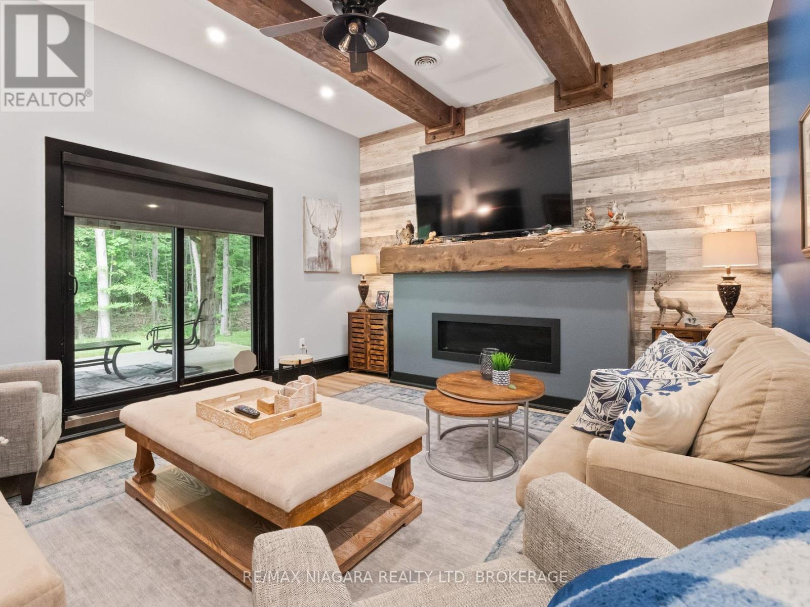 Photo 8 of 2738 Moyer Street, Pelham ON