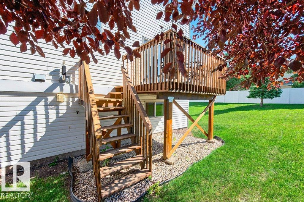 Photo 25 of 8329 160 Av Nw, Edmonton AB