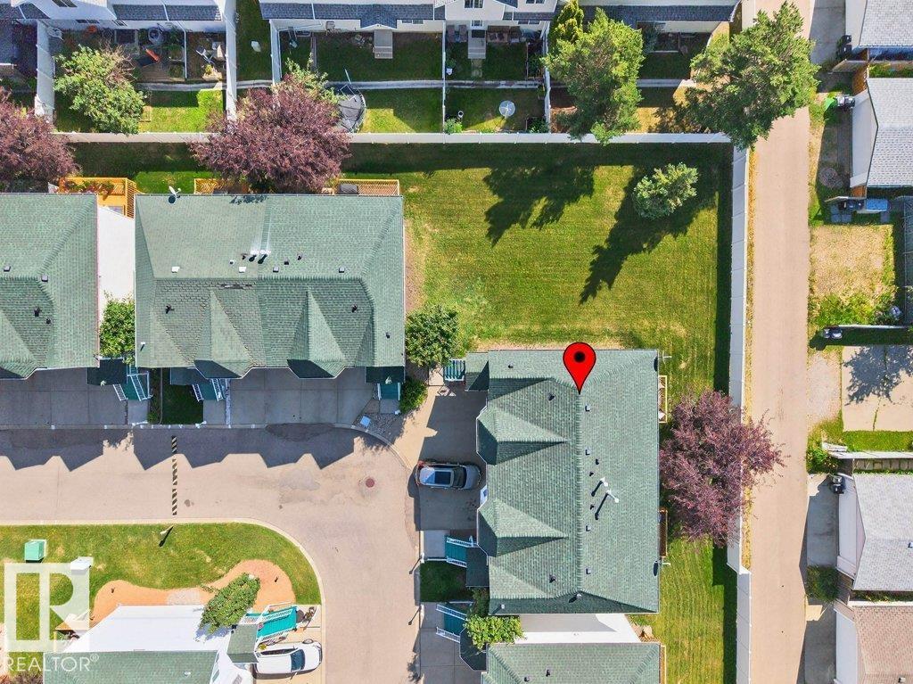 Photo 34 of 8329 160 Av Nw, Edmonton AB
