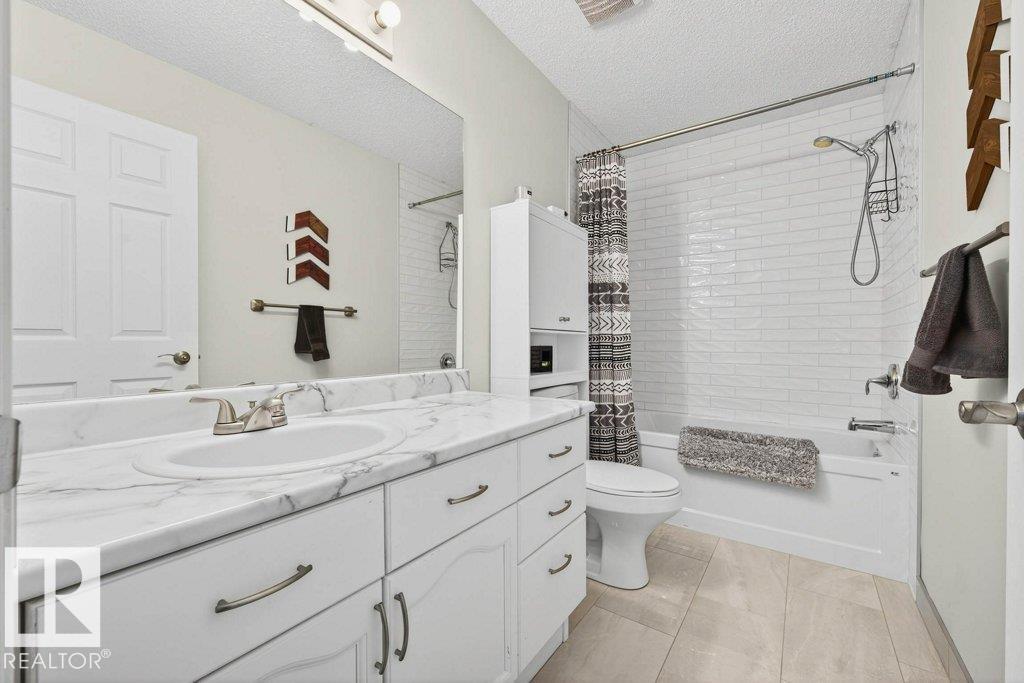 Photo 19 of 8329 160 Av Nw, Edmonton AB