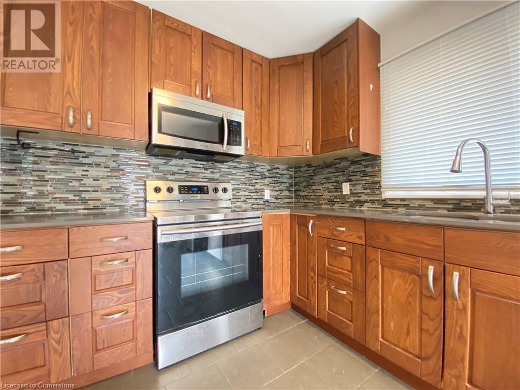 Photo 4 of 78 David Avenue Unit 1, Hamilton ON