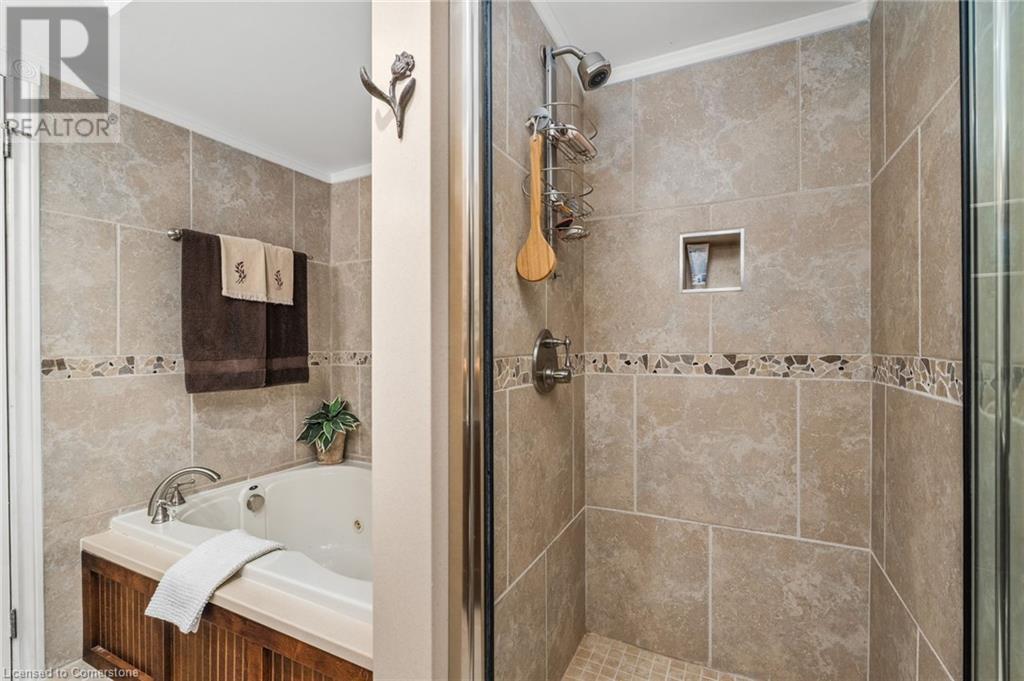 Photo 11 of 131 Grandview Hilltop Drive Unit 1, Huntsville ON