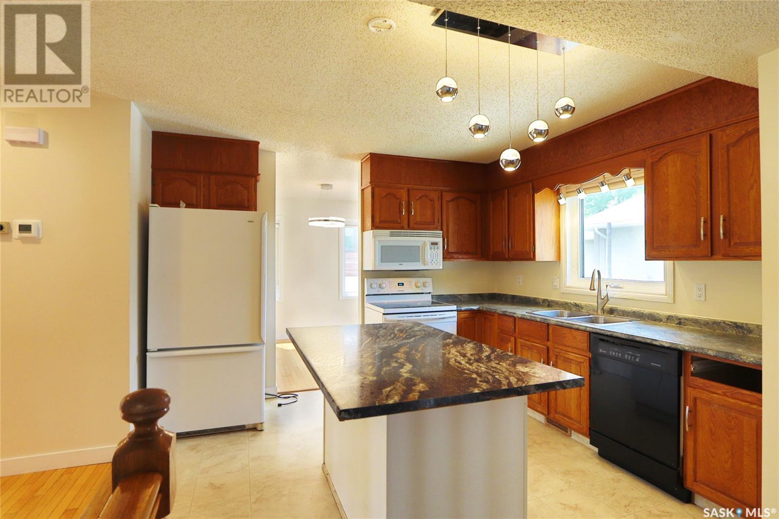 Photo 23 of 2926 Partridge Crescent, Regina SK