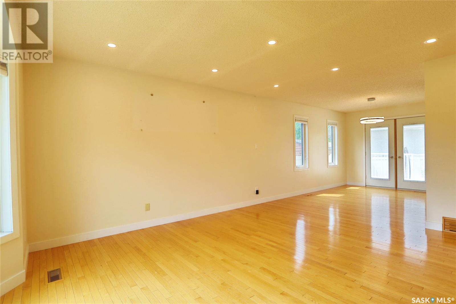 Photo 16 of 2926 Partridge Crescent, Regina SK