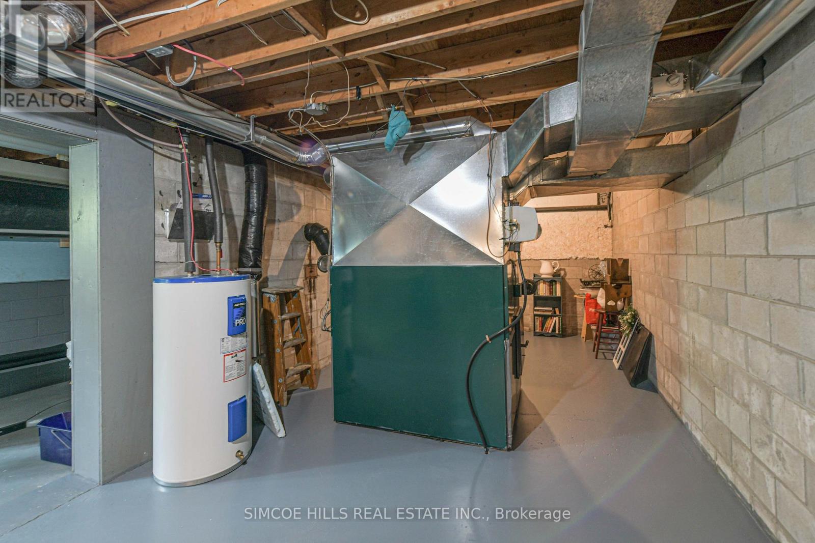 Photo 24 of 131 Courtland Street, Ramara ON