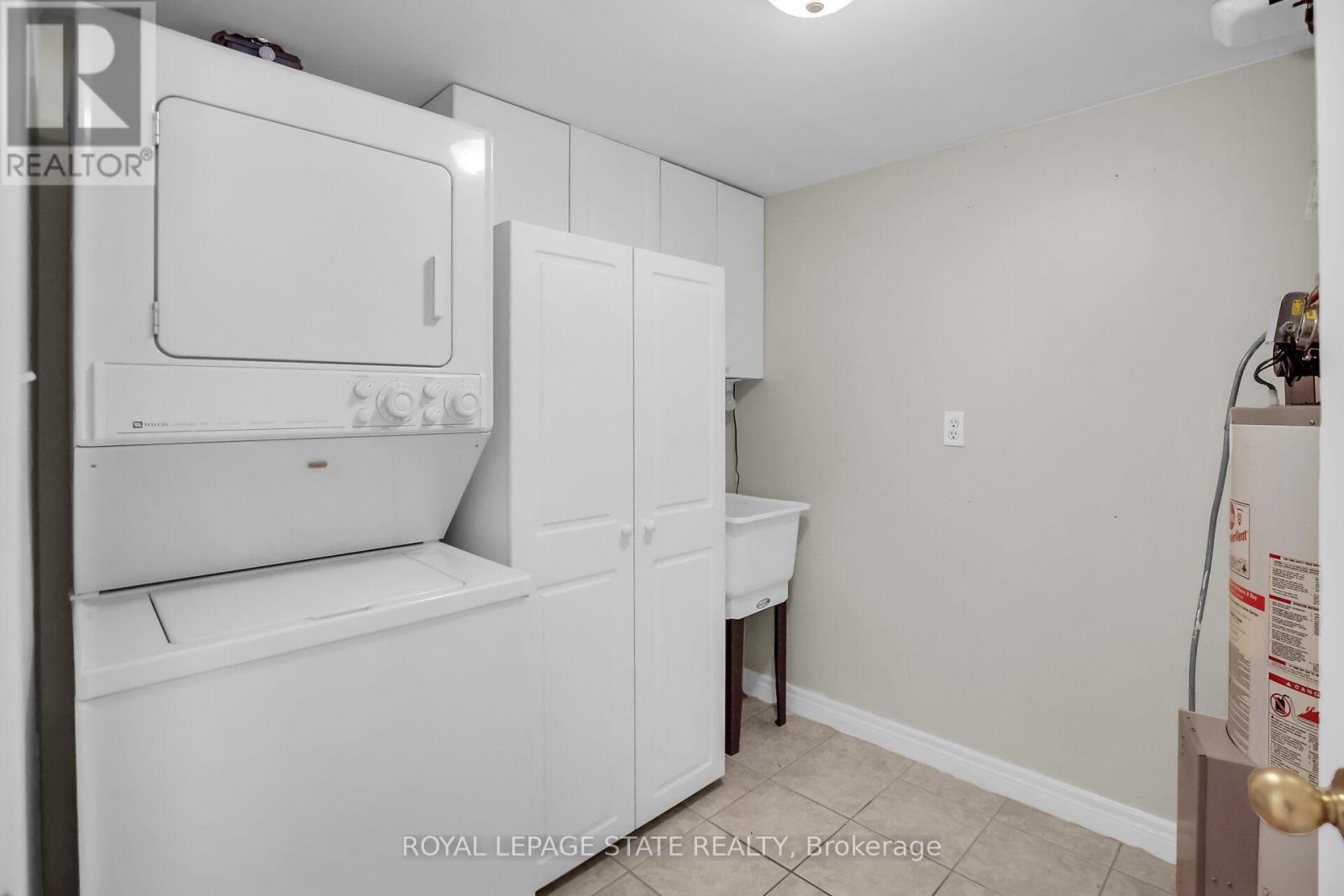 Photo 7 of 202 1272 Ontario Street, Burlington ON