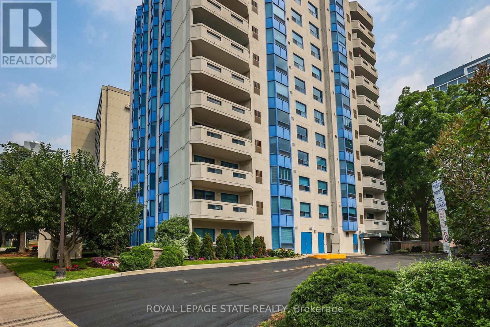 Photo 9 of 202 1272 Ontario Street, Burlington ON