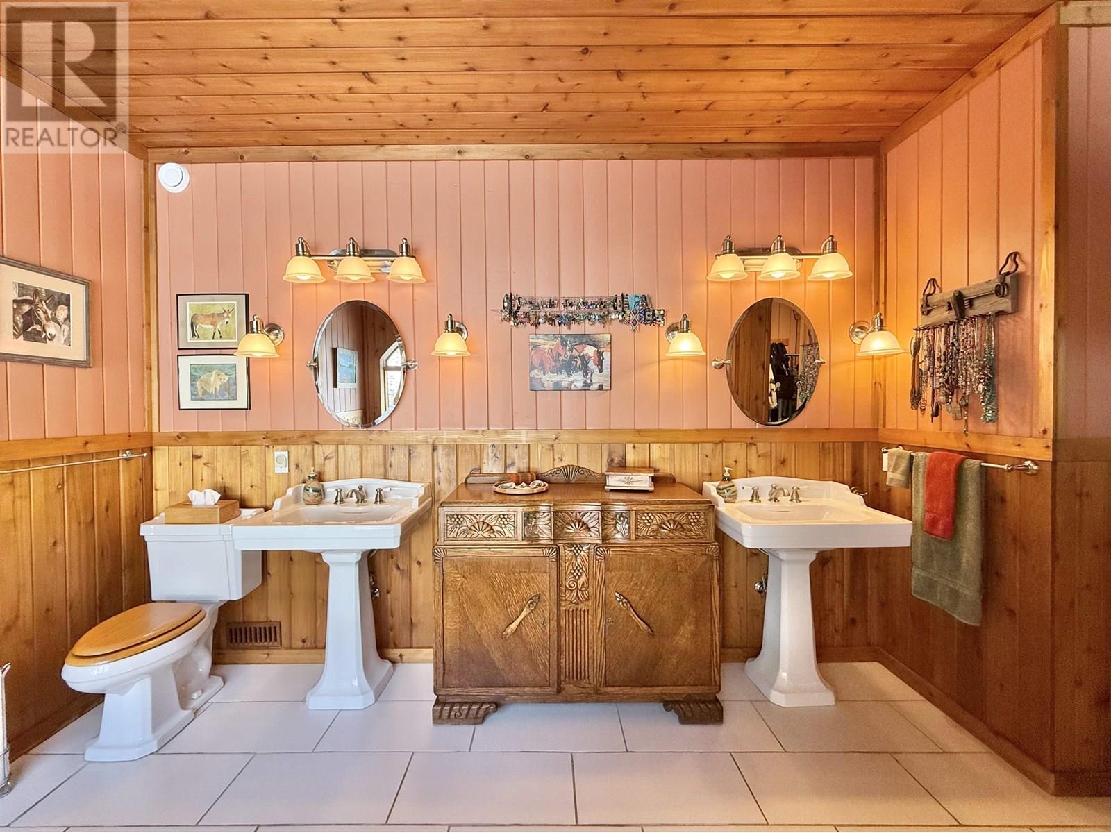 6802 TATLAYOKO ROAD, Williams Lake