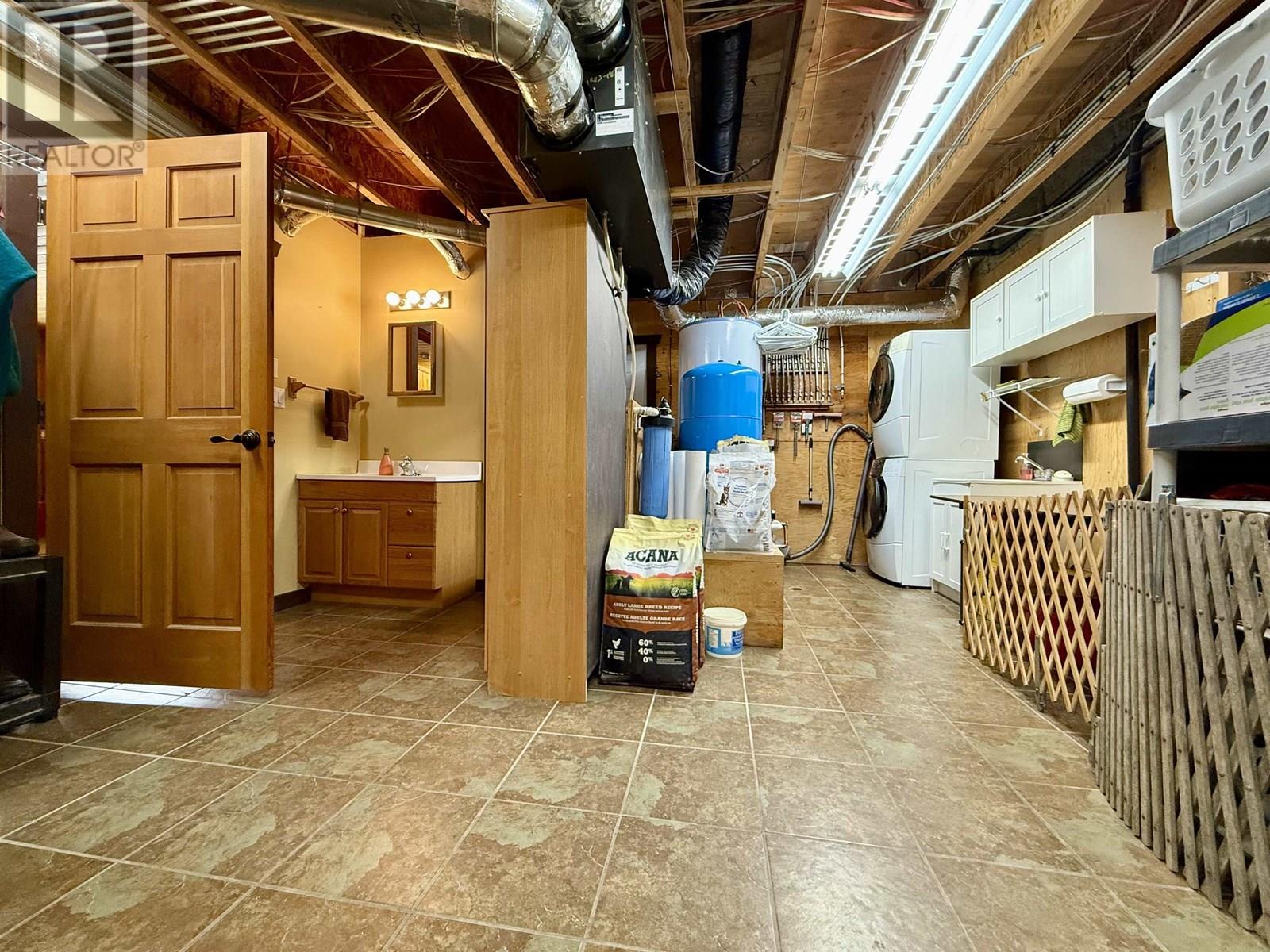 6802 TATLAYOKO ROAD, Williams Lake