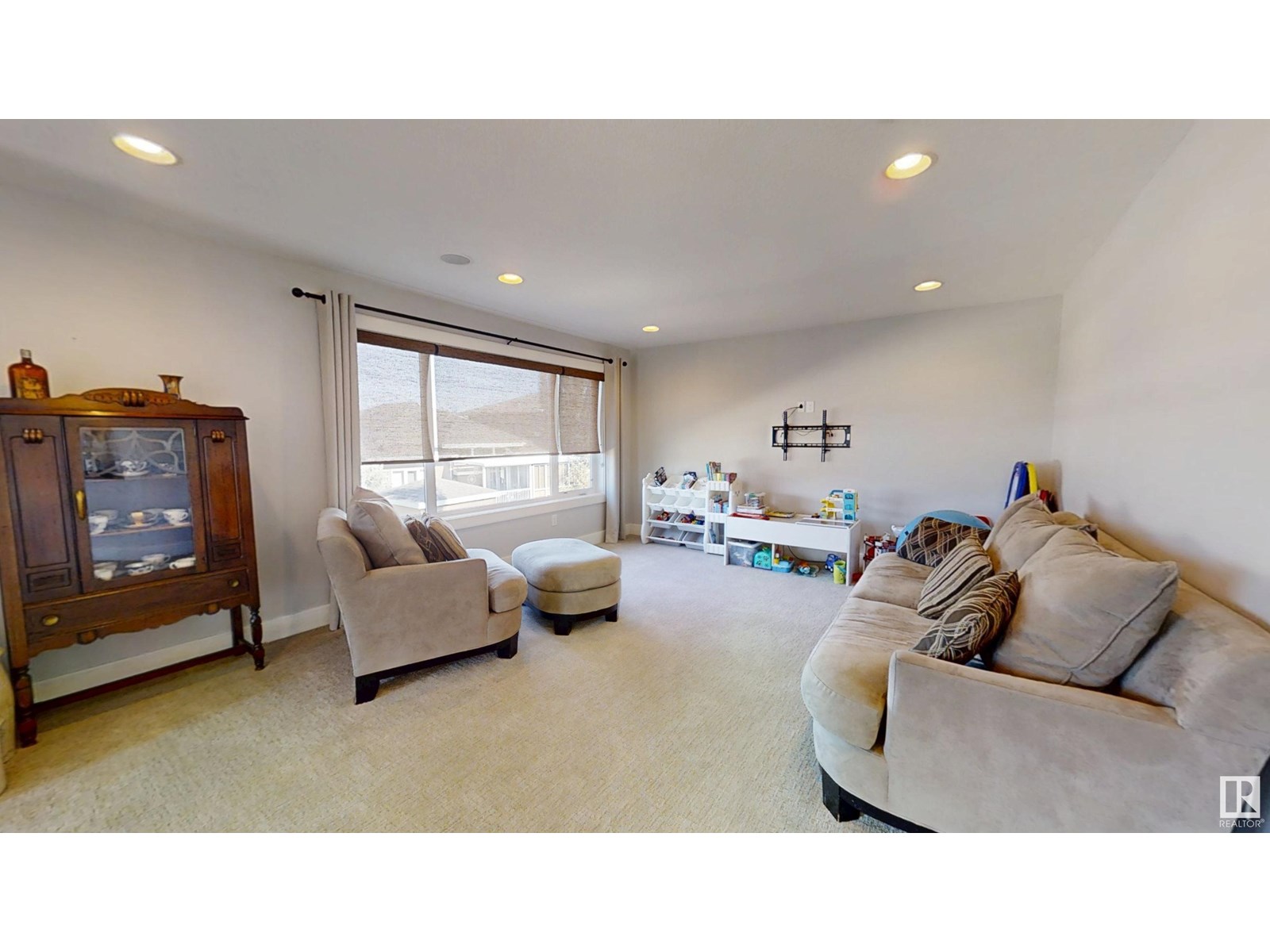 Photo 37 of 1 Westlin Dr, Leduc AB