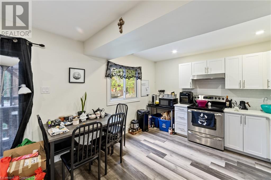 Photo 9 of 220 Caroline Street S, Hamilton ON