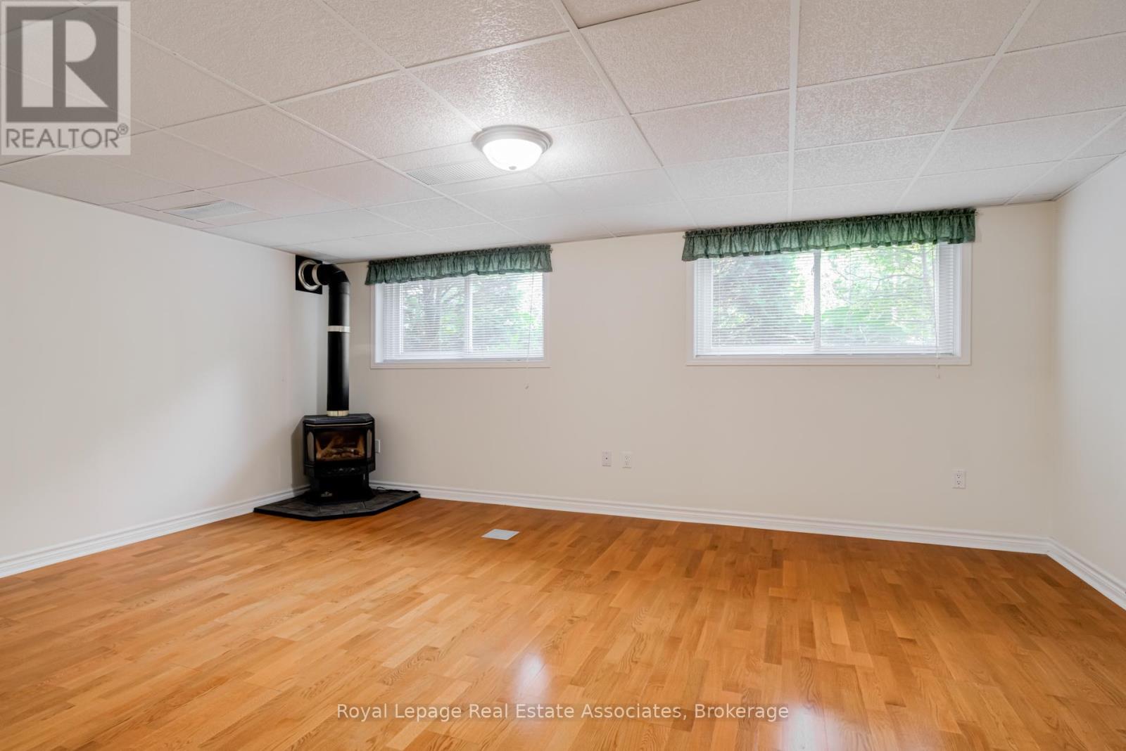 Photo 22 of 36 Trelawne Drive, St Catharines ON