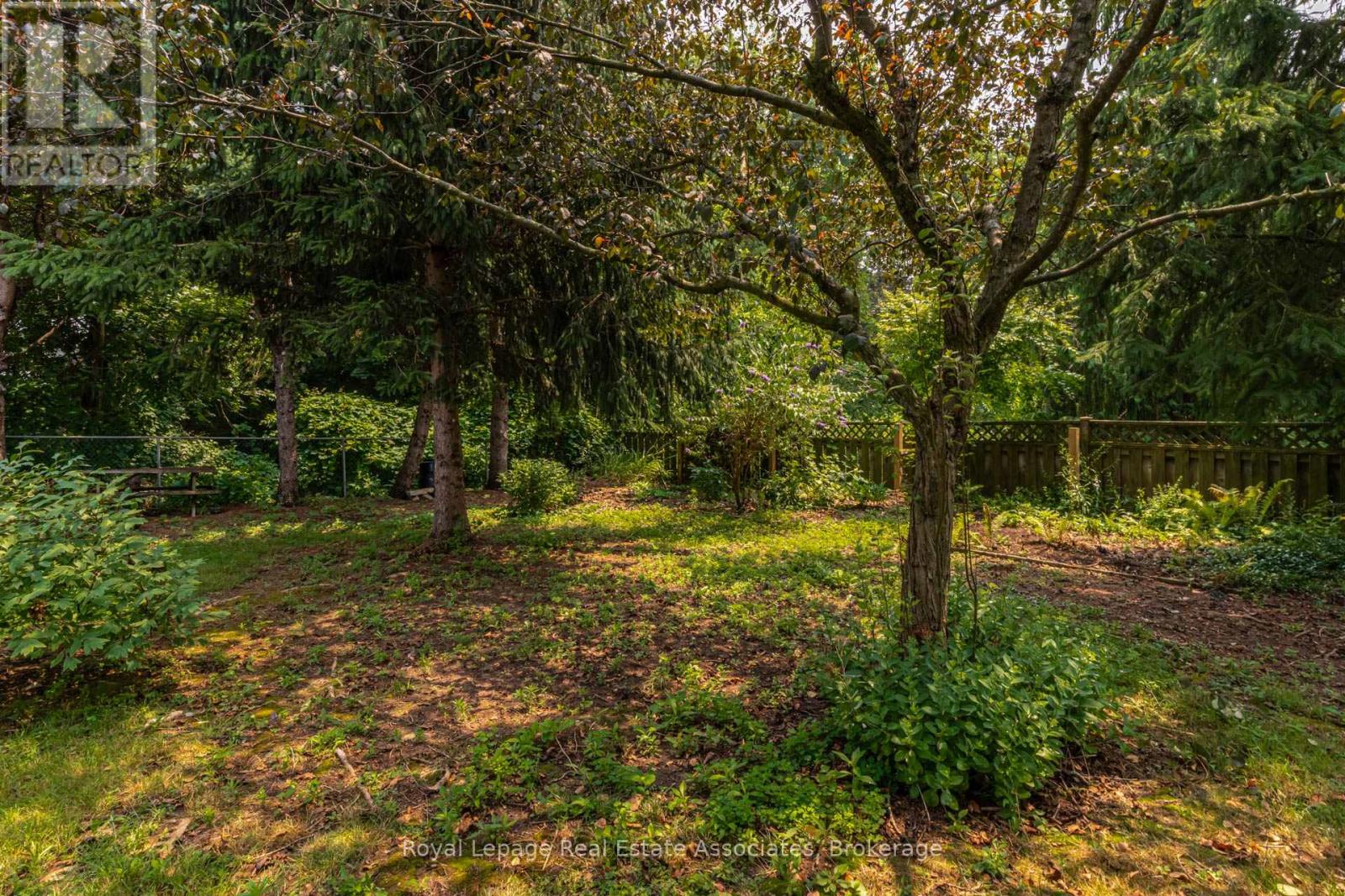 Photo 5 of 36 Trelawne Drive, St Catharines ON