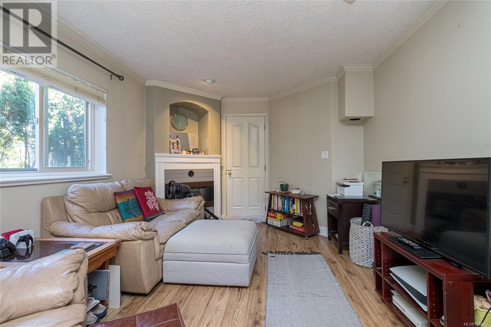 Photo 28 of 1151 Cherry Rd, Saanich BC