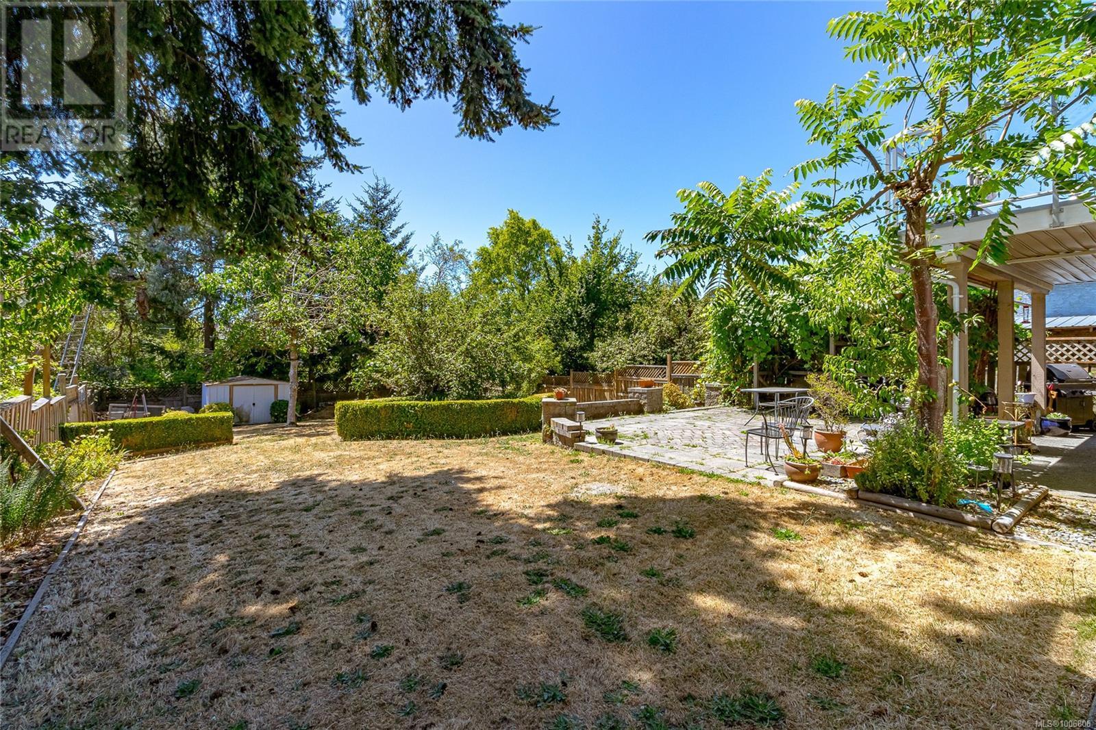 Photo 41 of 1151 Cherry Rd, Saanich BC